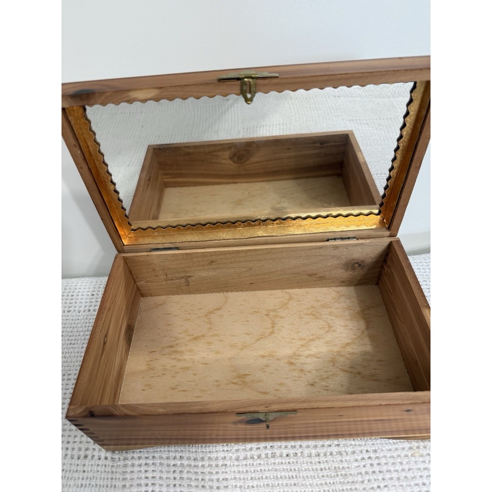 Vtg Wood 1950s Carved Candy Jewelry Box Floral Lid Inset Mirror Dovetailed - Picture 4 of 8